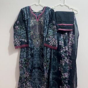 Embroiderd cotton suit